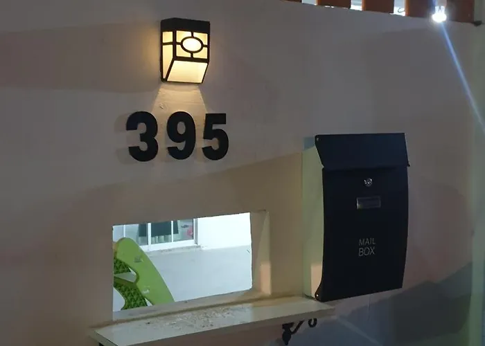 Villa 93 House *